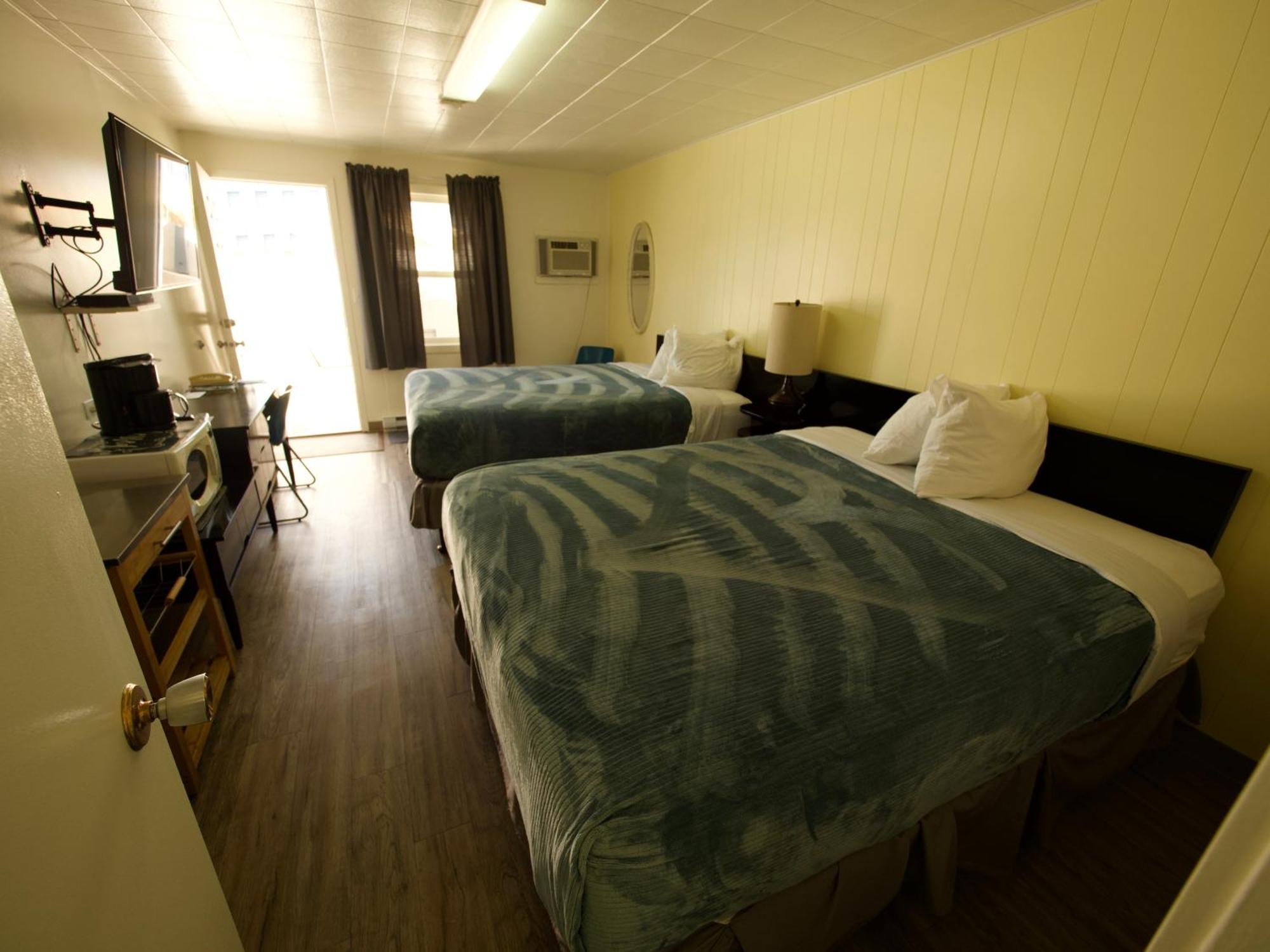 Creston Valley Motel Exterior photo