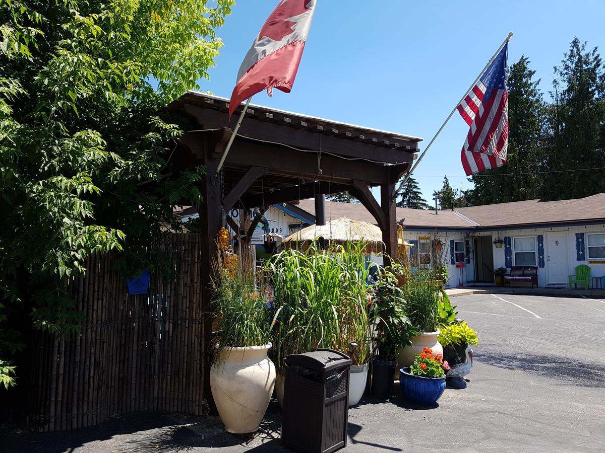 Creston Valley Motel Exterior photo